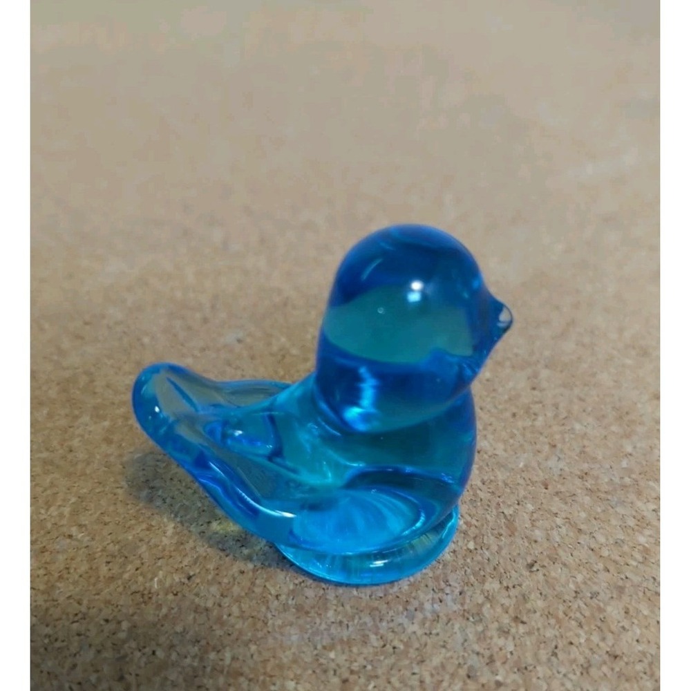 Titan Art glass "Happy Little Blue Bird" signed and dated by W. Ward 1995, 2in